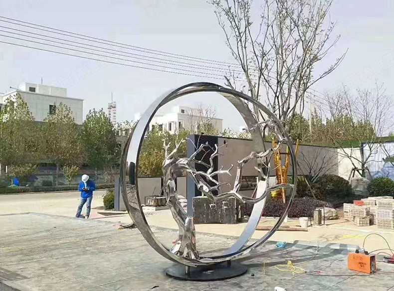 不銹鋼雕塑制作,圓環(huán)樹枝雕塑 不銹鋼雕塑制作,圓環(huán)樹枝雕塑